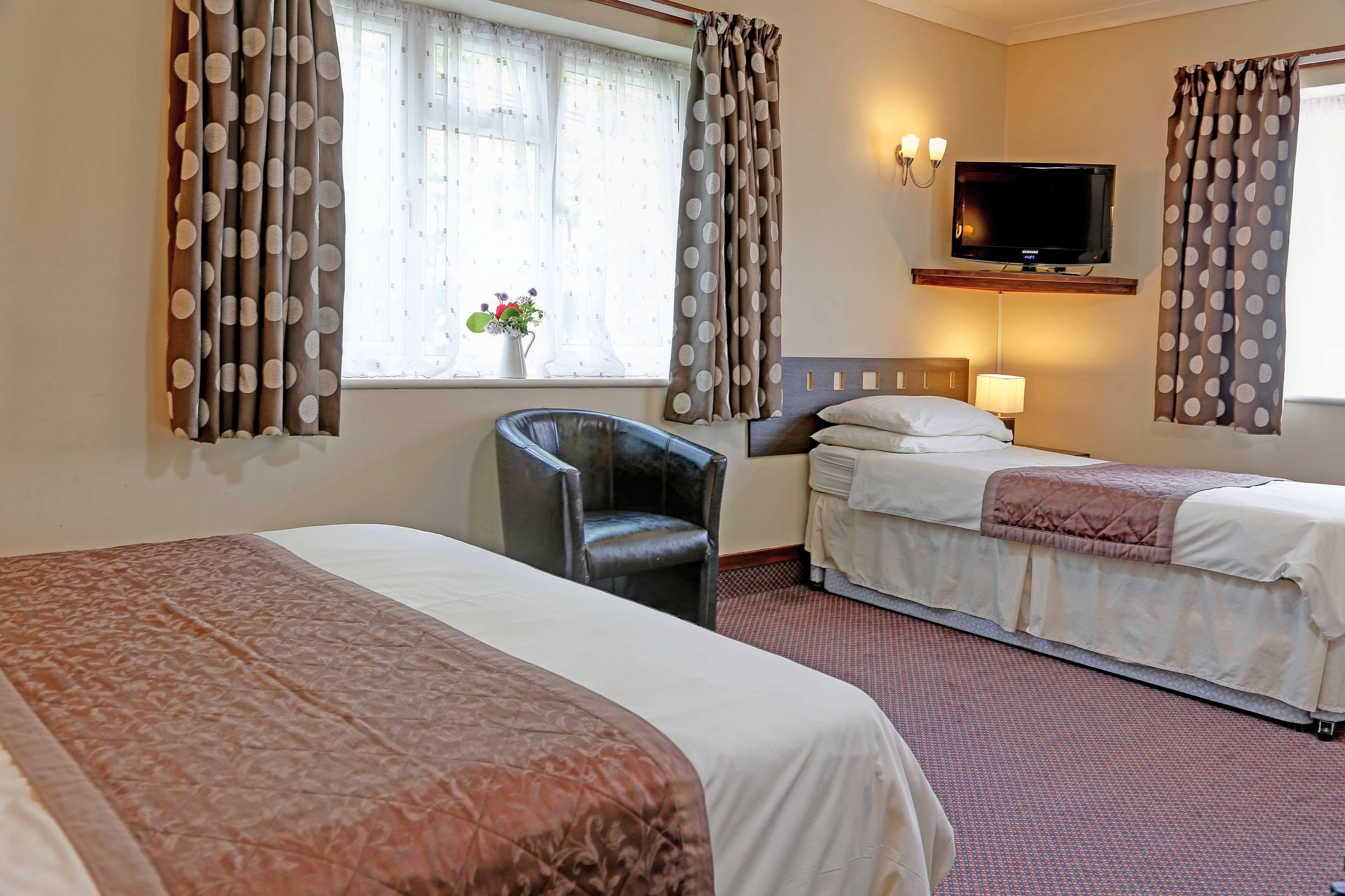 Best Western Compass Inn Tormarton Kültér fotó