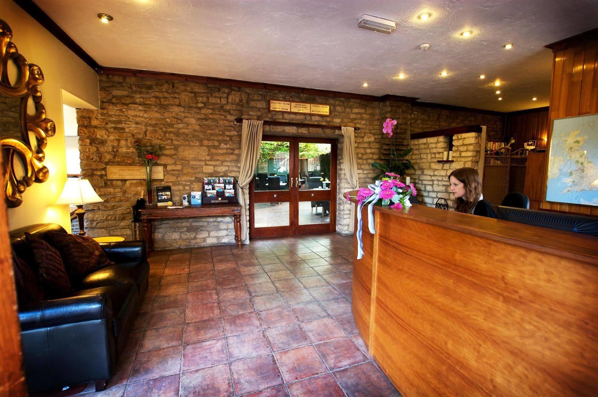 Best Western Compass Inn Tormarton Beltér fotó